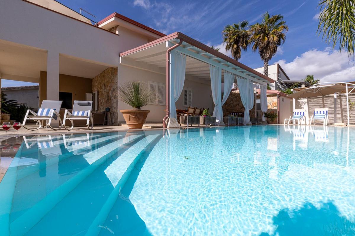 Villa Zamia Con Piscina Santa Maria Del Focallo Exteriér fotografie